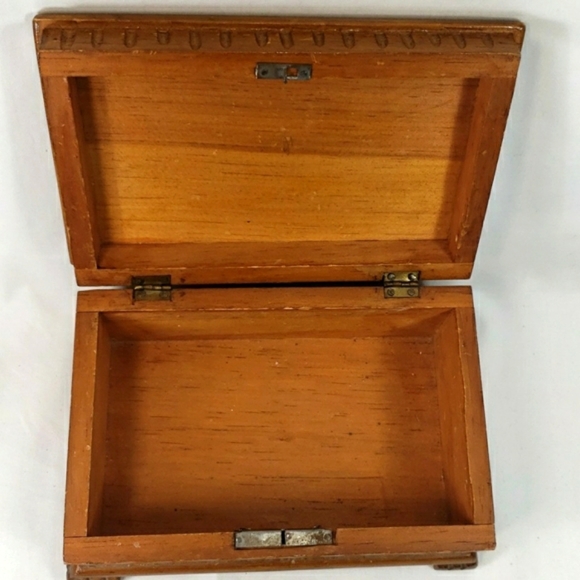 Antique Handmade Carved Wood Jewelry Box/Trinket Box w/Floral Design  - Picture 9 of 13